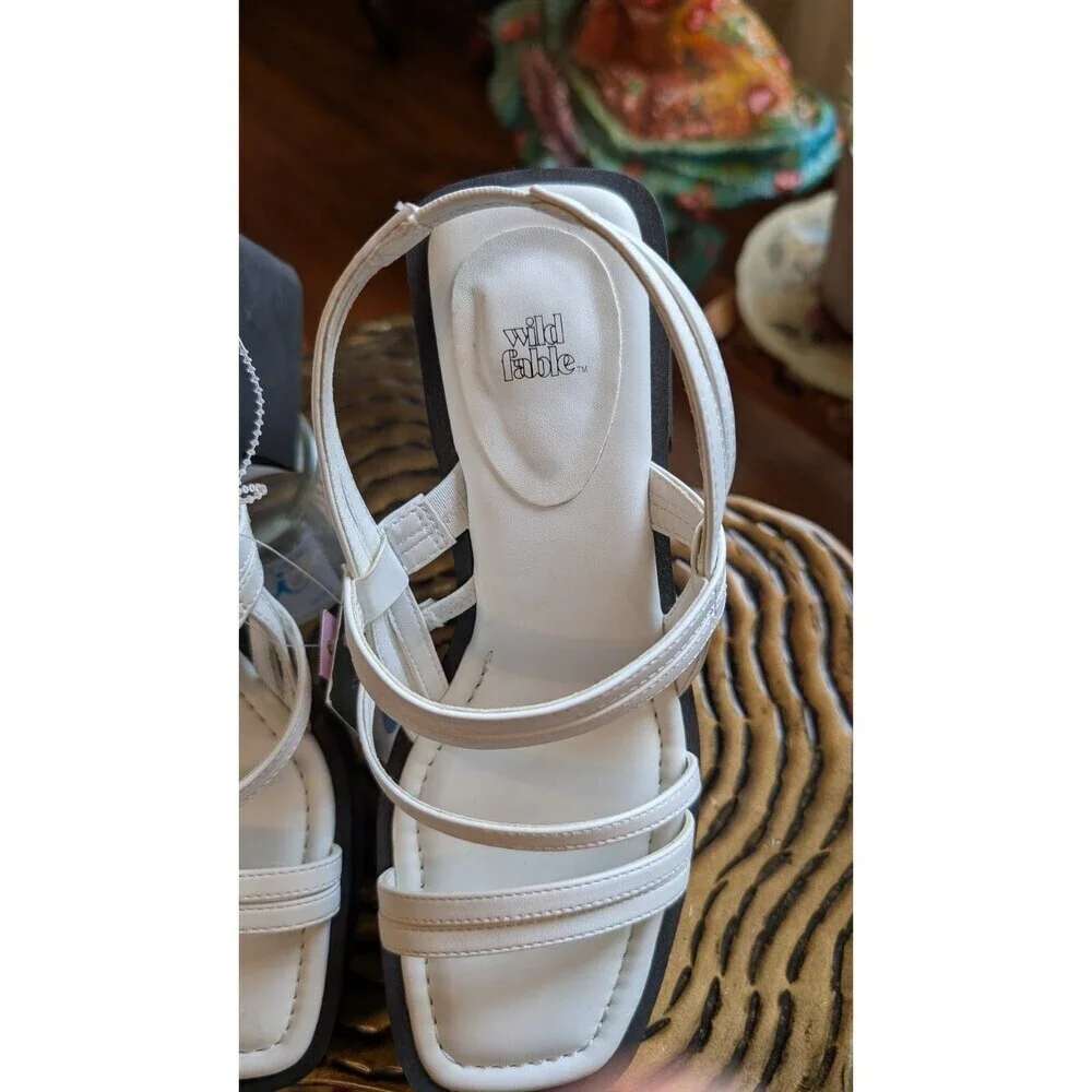 Wild Fable Stephanie White Strappy Platform Sandals Size 7 Memory Foam NWT